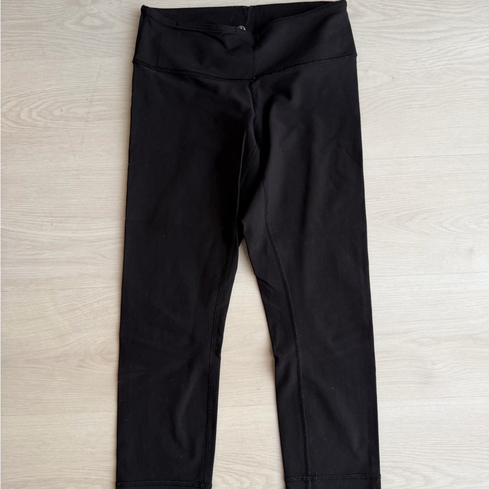 Lululemon Athletica Cropped Reversible Black Leggings
